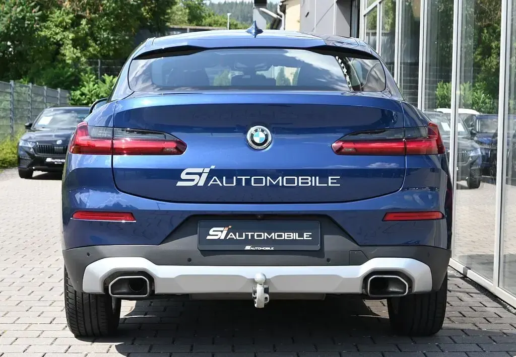 Gebraucht BMW X4 Performance 286 PS (210 kW) 2024 Phytonicblau metallic SUV