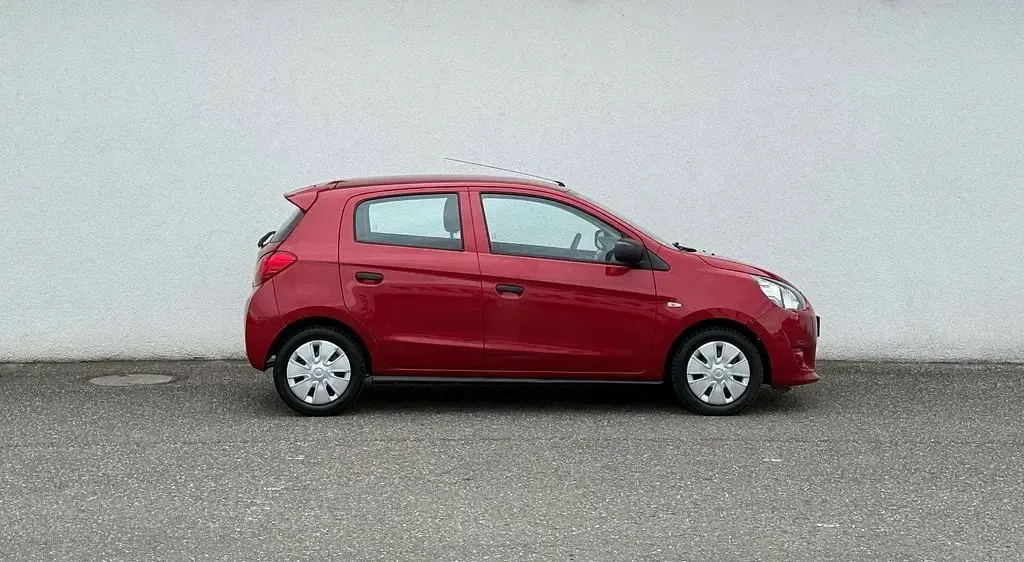 Gebraucht Mitsubishi Space Star 71 PS (52 kW) 2013 Rot Van / Kleinbus