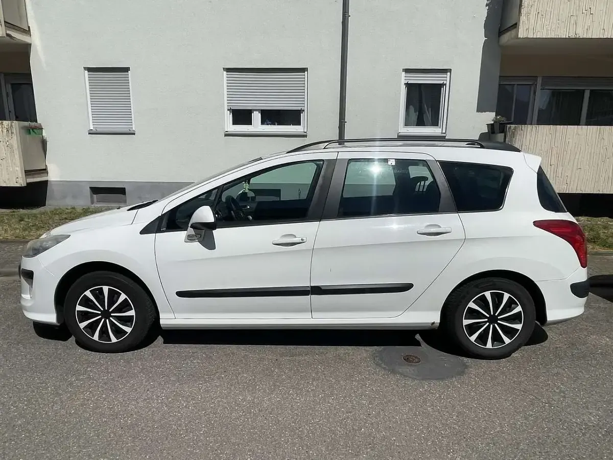 Gebraucht Peugeot 308 SW Tendance 120 PS (88 kW) 2008 Kombi