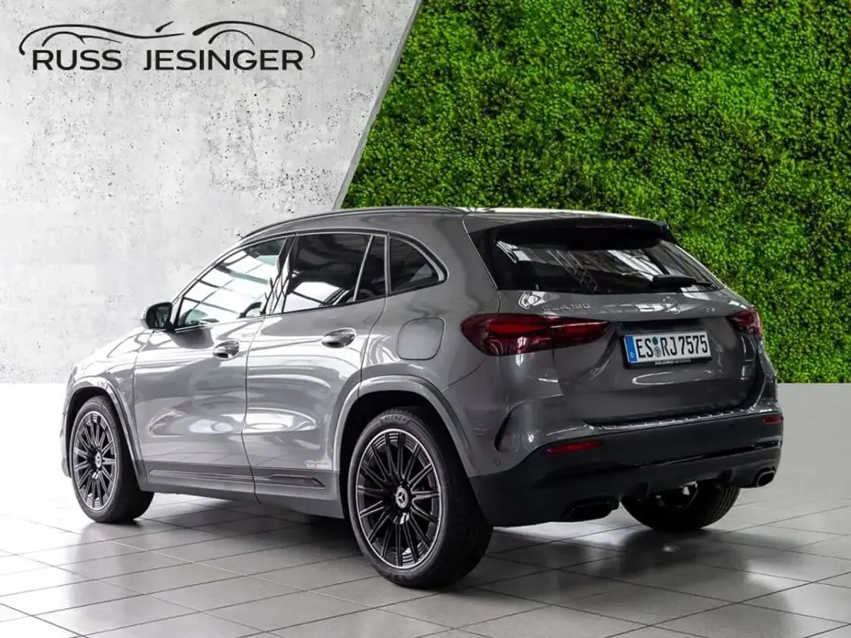 Gebraucht Mercedes GLA180 AMG 136 PS (100 kW) 2025 Grau SUV