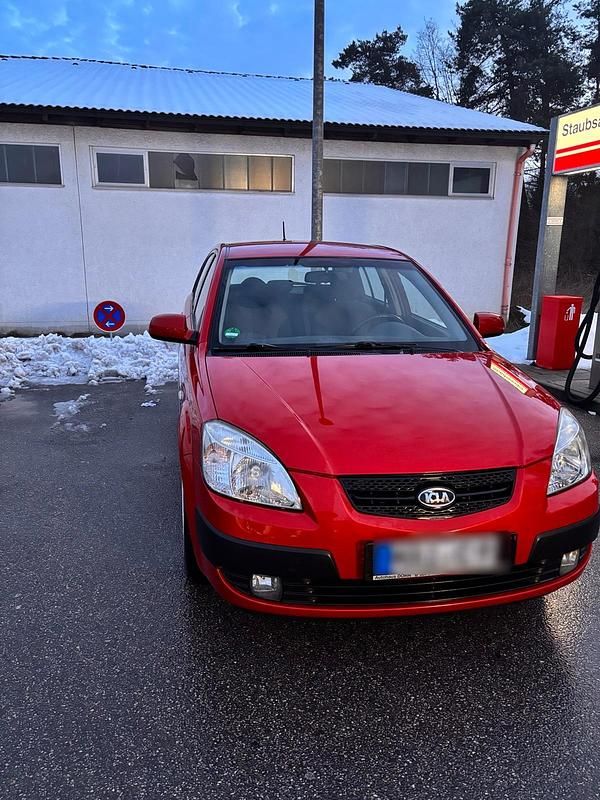 Gebraucht Kia Rio 97 PS (71 kW) 2006 Rot Kleinwagen
