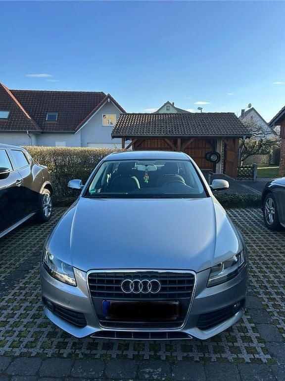 Gebraucht Audi A4 Ambiente 120 PS (88 kW) 2010 Limousine