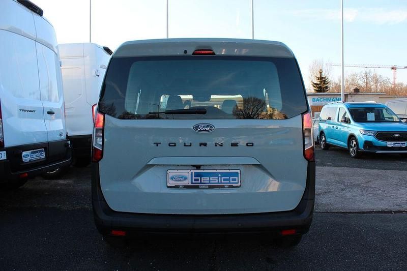 Gebraucht Ford Tourneo Courier Trend 125 PS (91 kW) 2024 Cactus gray Van / Kleinbus