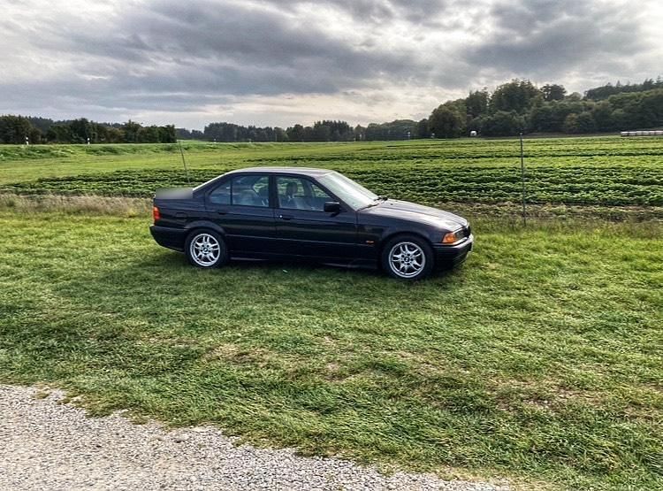 Gebraucht BMW 316 102 PS (75 kW) 1996 Schwarz Limousine