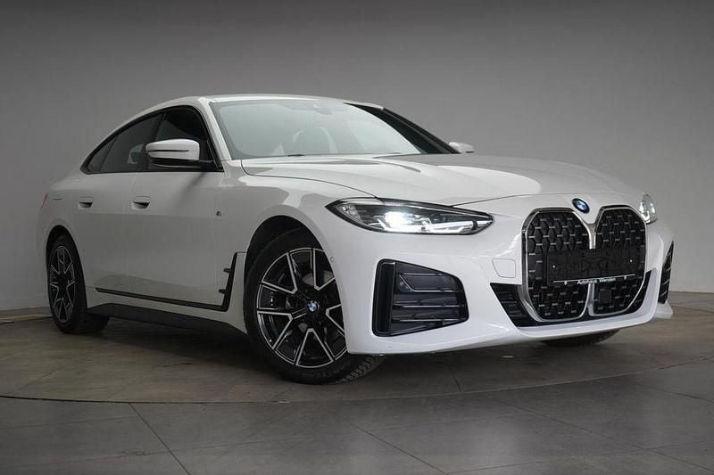 Weiß Gebraucht 2024 BMW 420 Gran Coupé M Sport Coupé | 39.990 € (Guter Preis) - Bild 1/4