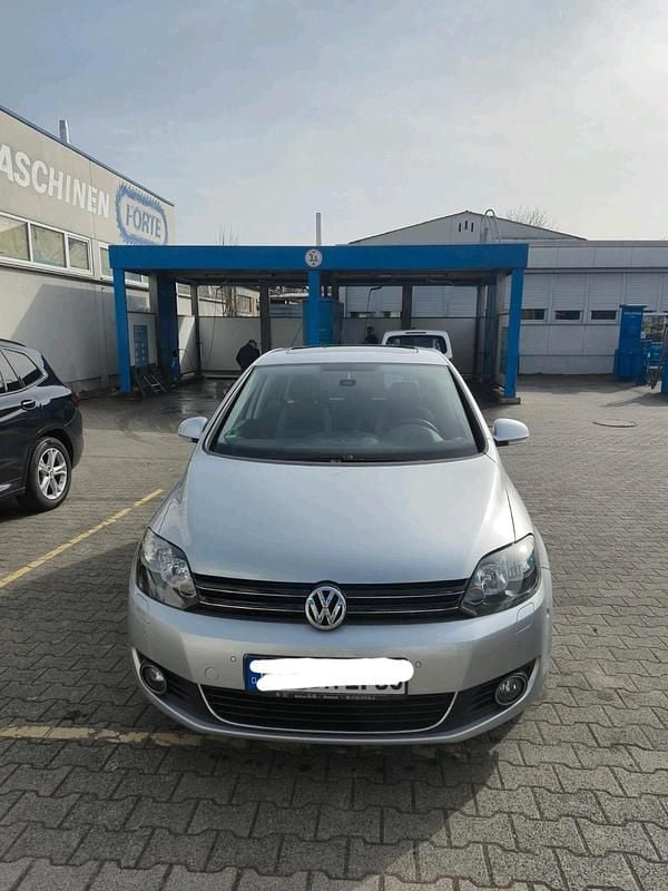 Gebraucht VW Golf VII 105 PS (77 kW) 2013 Silber Kleinwagen