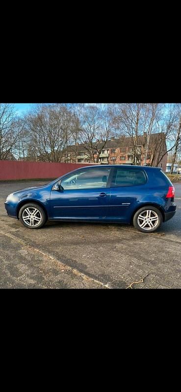 Gebraucht VW Golf VI United 80 PS (58 kW) 2008 Blau Kleinwagen