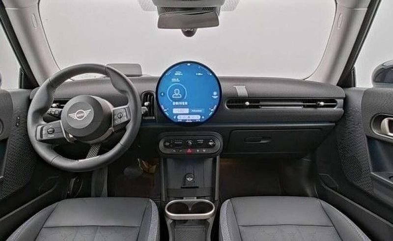 Gebraucht Mini Cooper Classic 114 kW (156 PS) 2025 Ocean wave green Kleinwagen