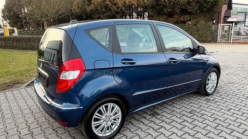 Gebraucht Mercedes A150 Elegance 95 PS (69 kW) 2008 Grau Van / Kleinbus