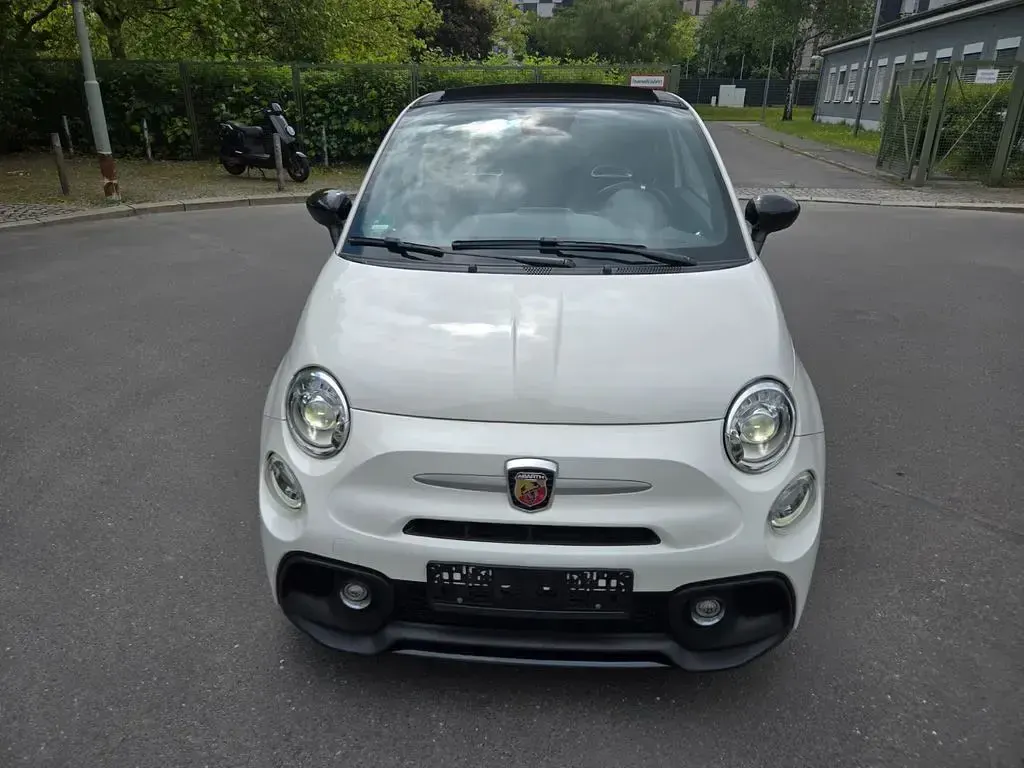 Gebraucht Abarth 595 Pista 165 PS (121 kW) 2020 Weiß Cabrio