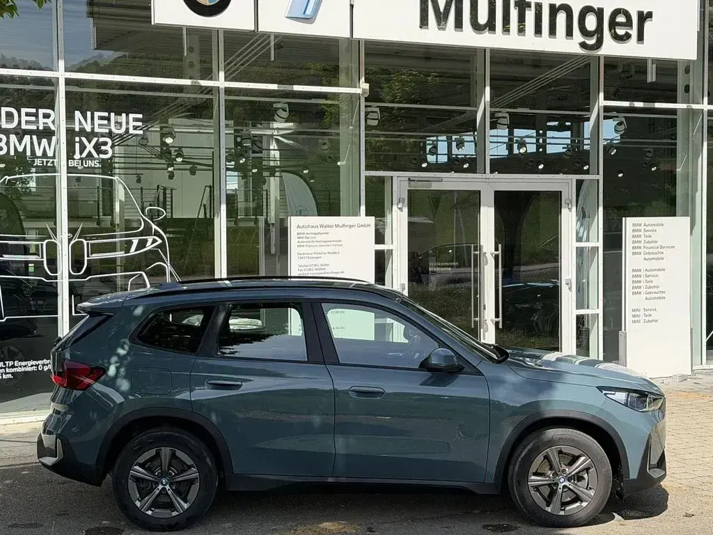 Second-hand BMW X1 245 CP (180 kW) 2023 Verde SUV