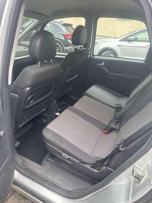 Gebraucht Opel Meriva Enjoy 87 PS (63 kW) 2004 Grau Van / Kleinbus