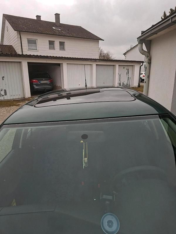 Gebraucht VW Golf III 75 PS (55 kW) 1998 Grün Kleinwagen