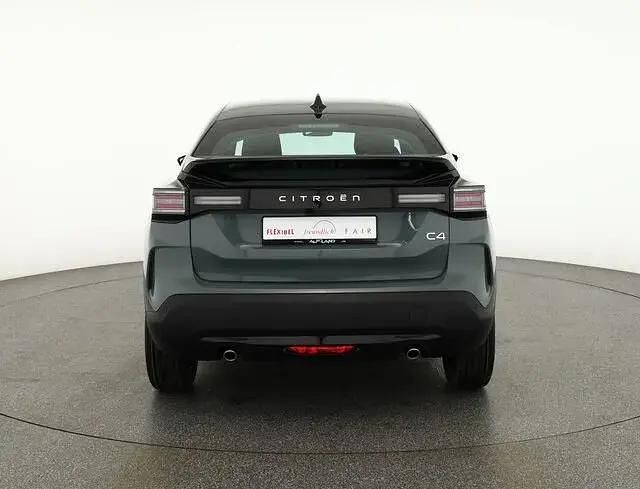 Neu Citroën C4 145 PS (106 kW) 2025 Grau SUV