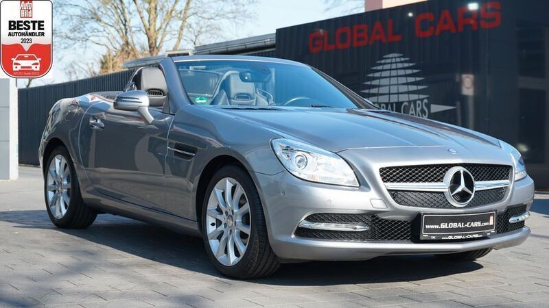 Silber Gebraucht 2013 Mercedes SLK200 Cabrio | 16.885 € (Superpreis) - Bild 1/4