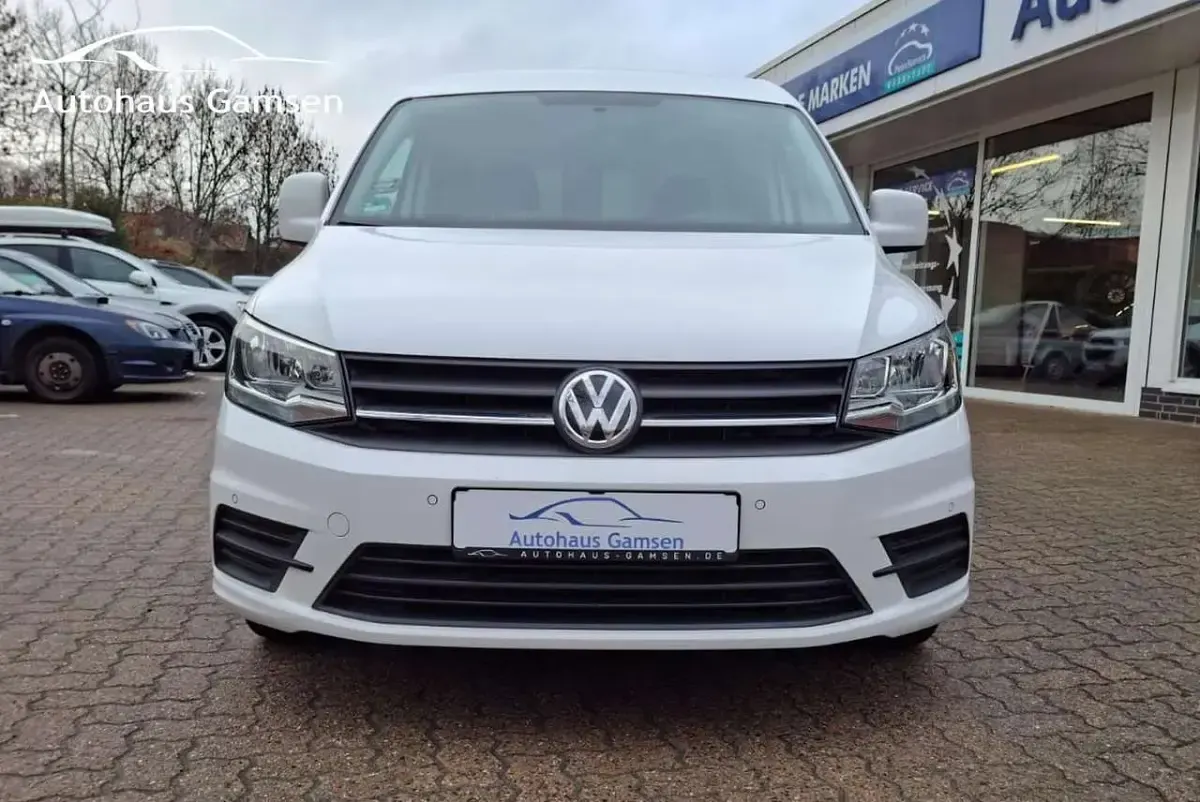Gebraucht VW Caddy Trendline 75 PS (55 kW) 2017 Weiß Van / Kleinbus