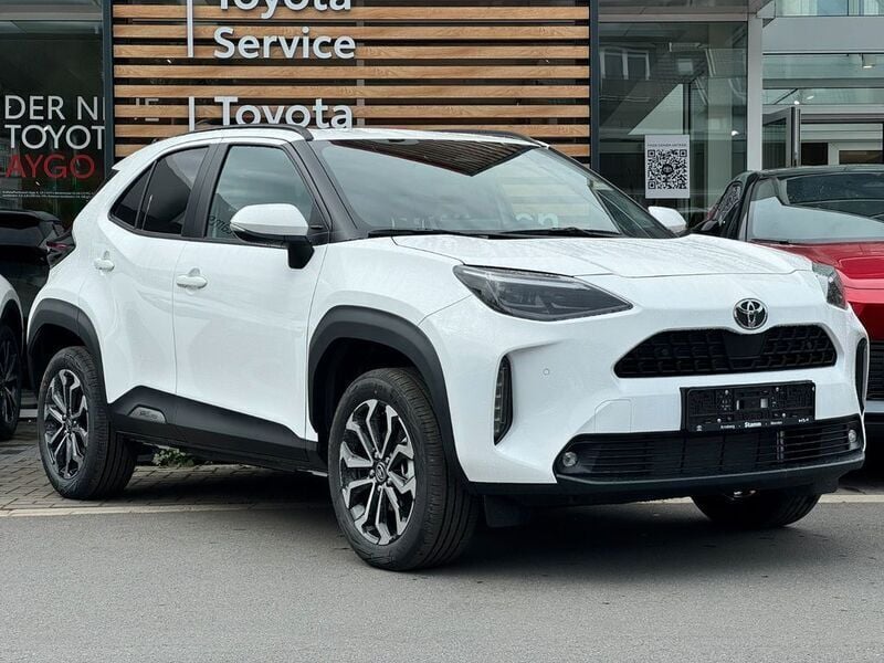 Weiß Neu 2025 Toyota Yaris Cross SUV | 29.990 € (Fairer Preis) - Bild 1/4