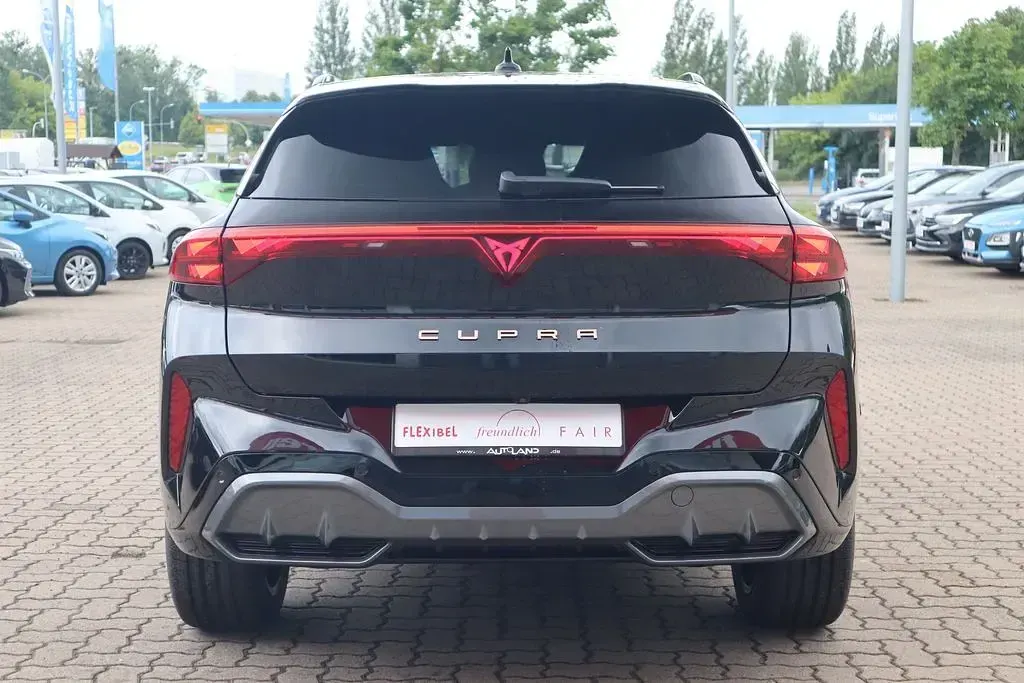Neu Cupra Terramar 150 PS (110 kW) 2026 Schwarz SUV