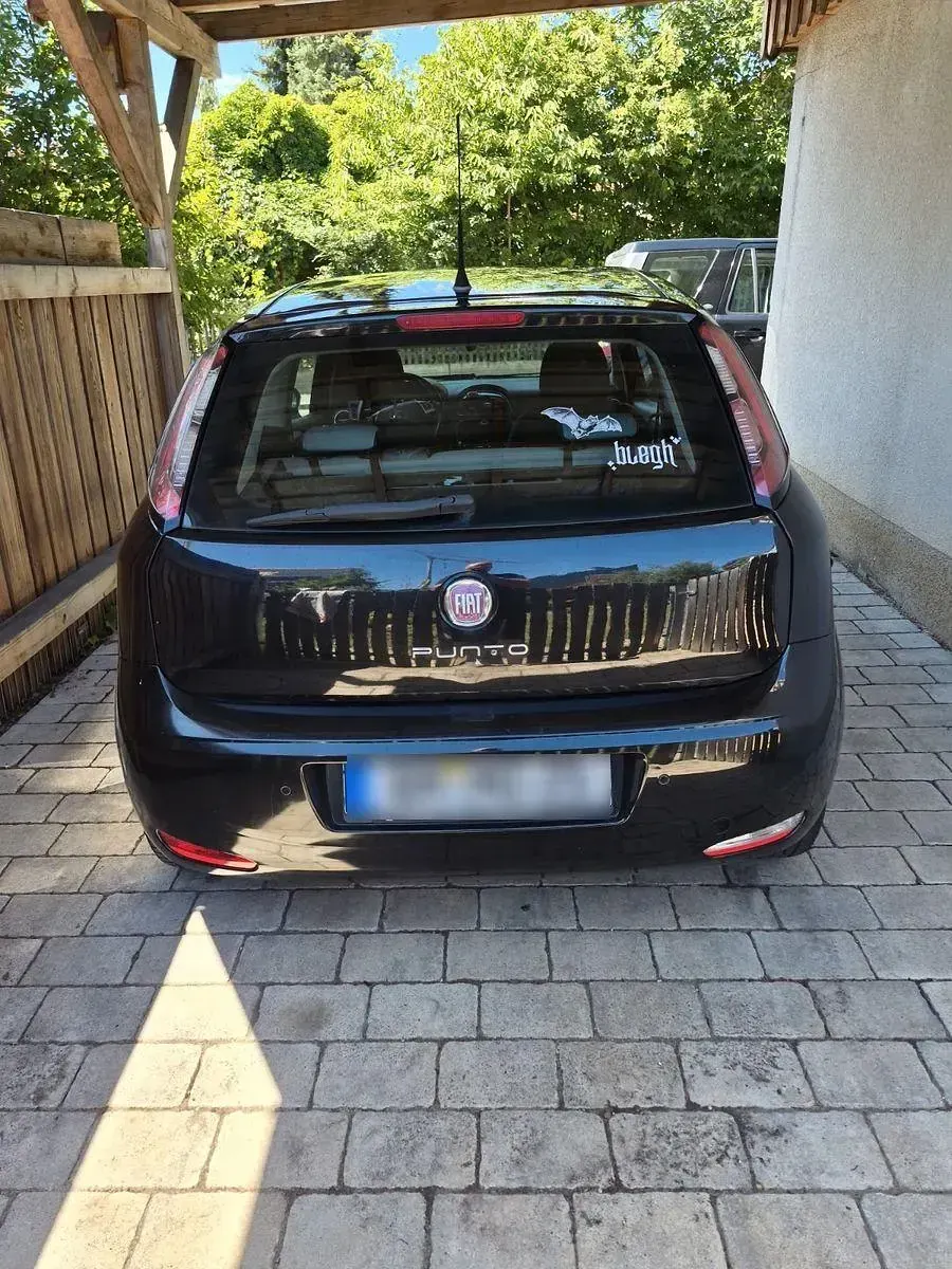 Gebraucht Fiat Punto Pop 69 PS (50 kW) 2012 Schwarz Kleinwagen