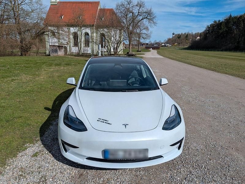 Gebraucht Tesla Model 3 208 kW (283 PS) 2022 Weiß Limousine