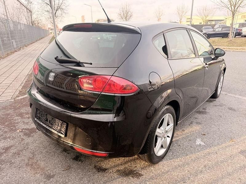 Gebraucht Seat Leon Reference 125 PS (91 kW) 2010 Schwarz Kleinwagen