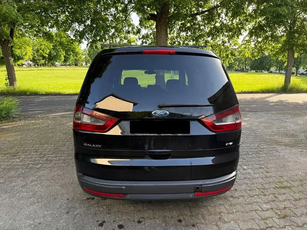 Gebraucht Ford Galaxy 140 PS (102 kW) 2010 Schwarz Van / Kleinbus