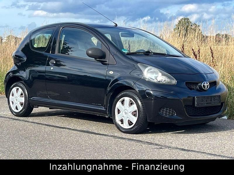 Schwarz Gebraucht 2009 Toyota Aygo Basis Kleinwagen | 2.900 € (Fairer Preis) - Bild 1/4