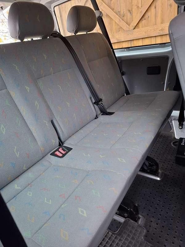 Gebraucht VW T5 131 PS (96 kW) 2006 Silber Van