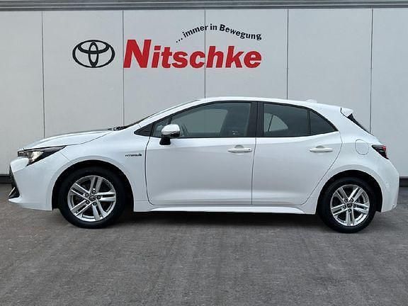Gebraucht Toyota Corolla Comfort 122 PS (89 kW) 2021 Schneeweiß Limousine