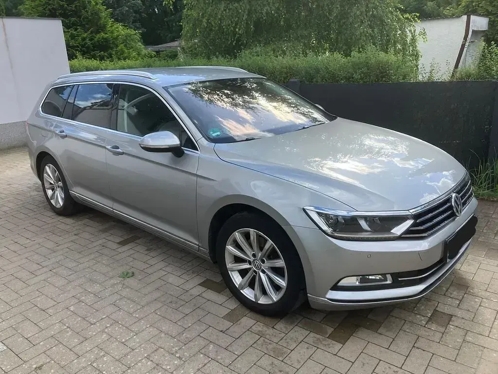 Gebraucht VW Passat Highline 150 PS (110 kW) 2016 Silber Kombi