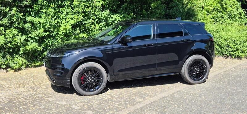 Schwarz Gebraucht 2023 Land Rover Range Rover evoque SUV | 53.000 € (Teuer) - Bild 1/4