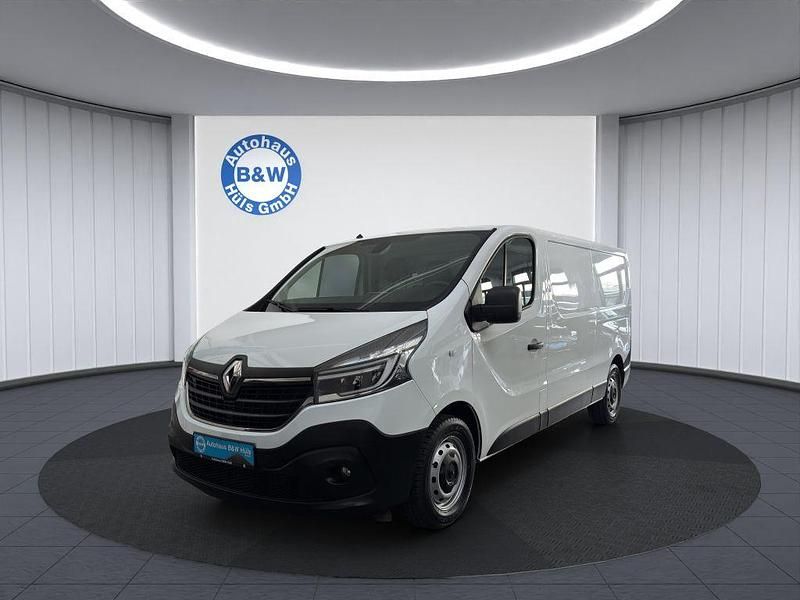 Gebraucht Renault Trafic Komfort 145 PS (106 kW) 2021 Weiß Van / Kleinbus