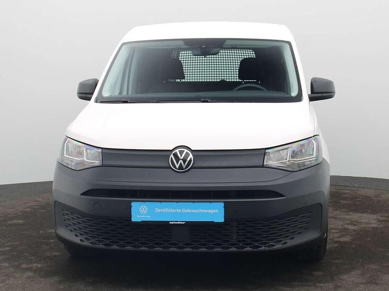 Second-hand VW Caddy 102 CP (75 kW) 2023 Alb Monovolum