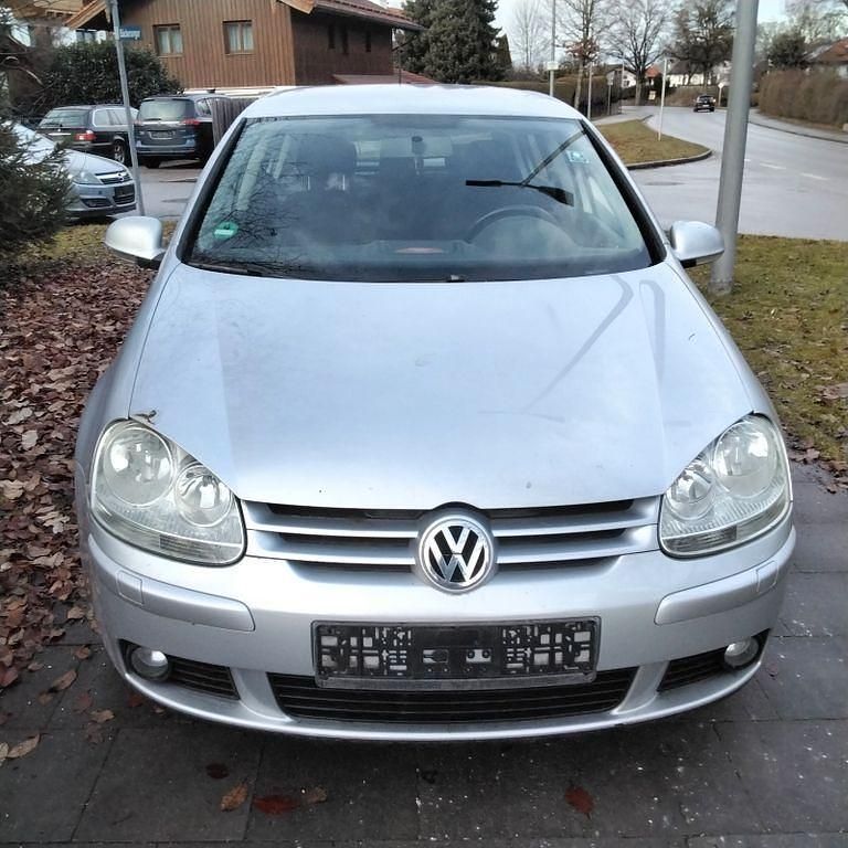 Silber Gebraucht 2006 VW Golf V Edition Limousine | 880 € (Superpreis) - Bild 1/4