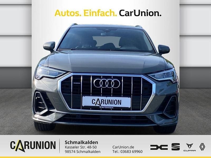 Gebraucht Audi Q3 S-Line 190 PS (139 kW) 2019 Chronos gray metallic SUV