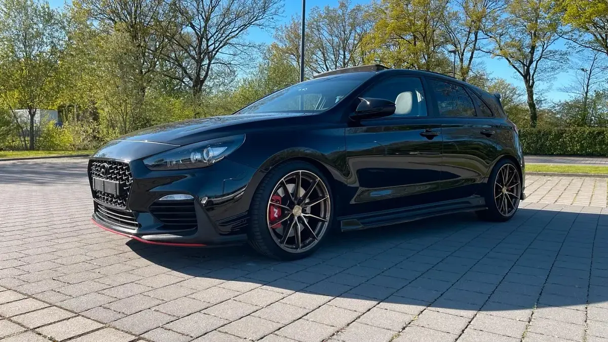 Gebraucht Hyundai i30 275 PS (202 kW) 2020 Schwarz Limousine
