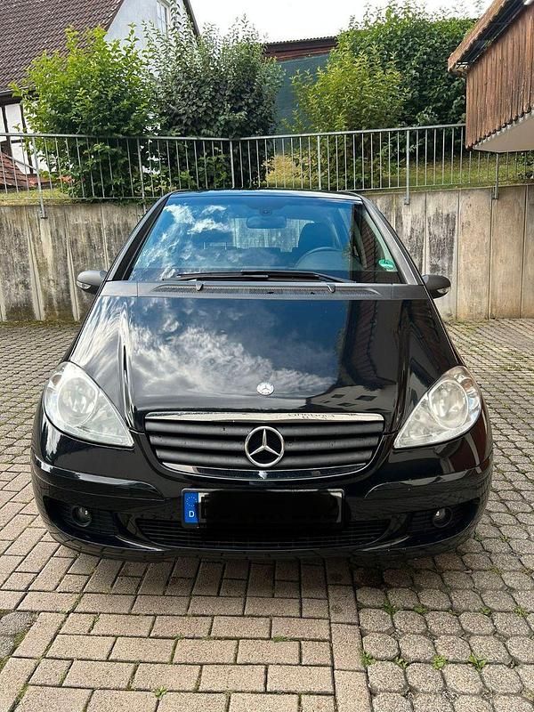 Schwarz Gebraucht 2008 Mercedes A150 Kleinwagen | 3.899 € (Fairer Preis) - Bild 1/4
