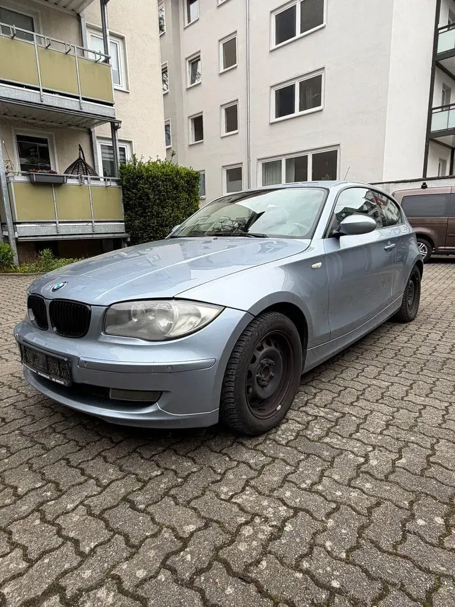 Gebraucht BMW 120 170 PS (125 kW) 2008 Blau Kleinwagen