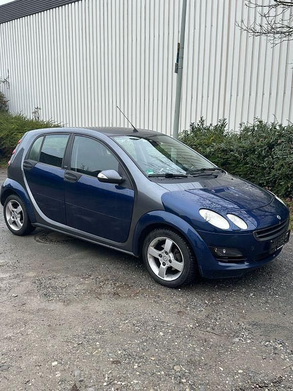 Blau Gebraucht 2005 Smart ForFour Kleinwagen | 2.900 € (Etwas zu teuer) - Bild 1/4
