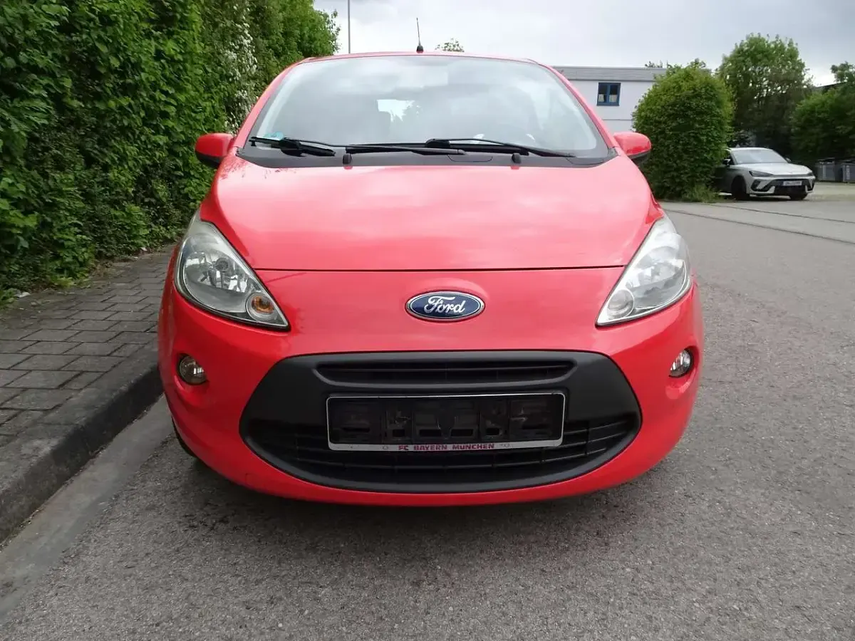 Gebraucht Ford Ka Titanium 69 PS (50 kW) 2010 Sunriserot Kleinwagen