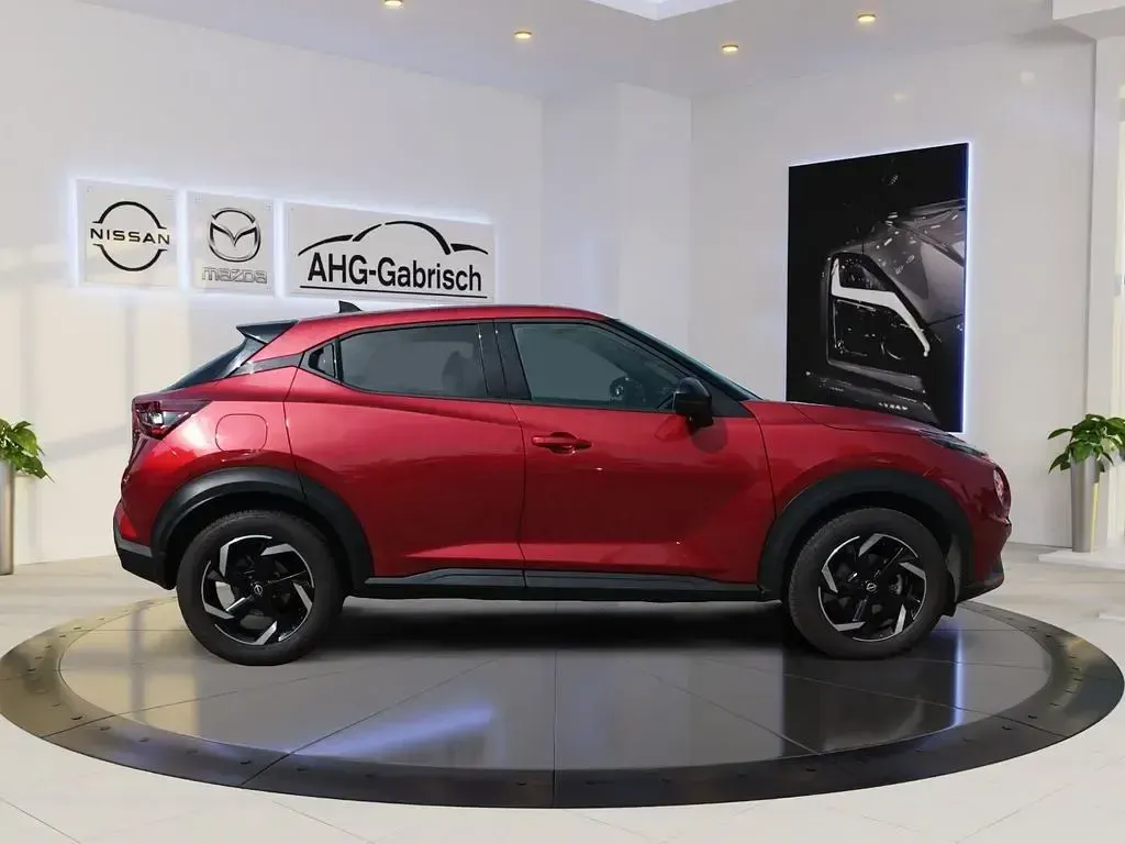 Gebraucht Nissan Juke N-Connecta 114 PS (83 kW) 2023 Fuji sunset red SUV