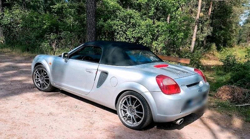 Gebraucht Toyota MR2 140 PS (102 kW) 2000 Silber Cabrio