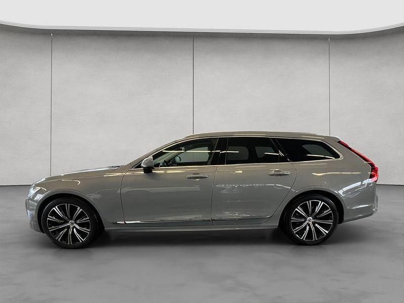 Gebraucht Volvo V90 Ultimate 197 PS (144 kW) 2024 Vapour grey 740 Kombi