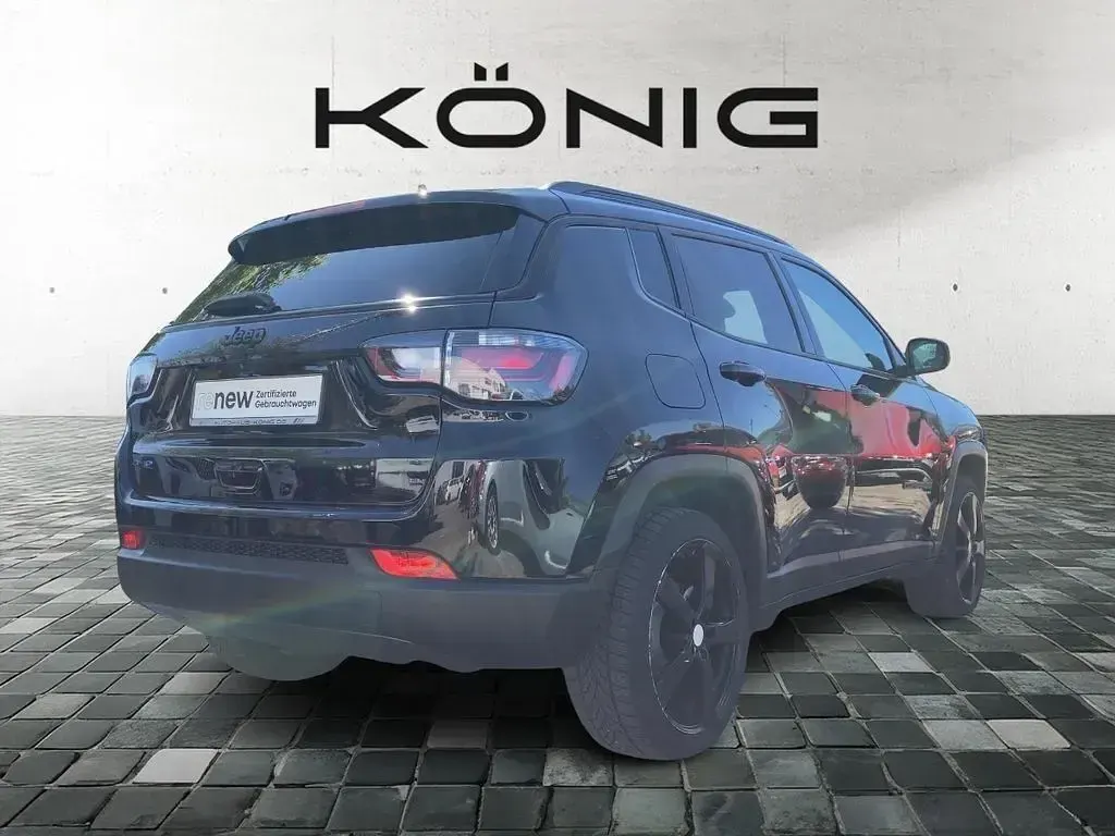 Usado Jeep Compass 131 HP (96 kW) 2022 Preto SUV