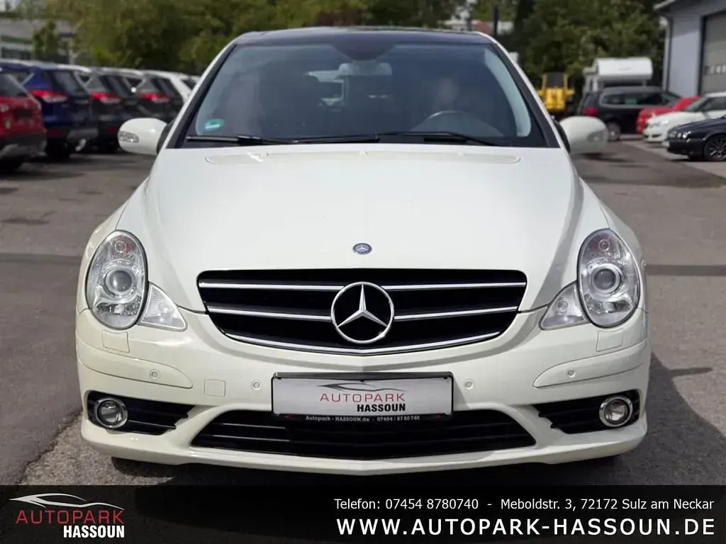 Gebraucht Mercedes R350 272 PS (200 kW) 2009 Calcitweiss  unilack Kombi