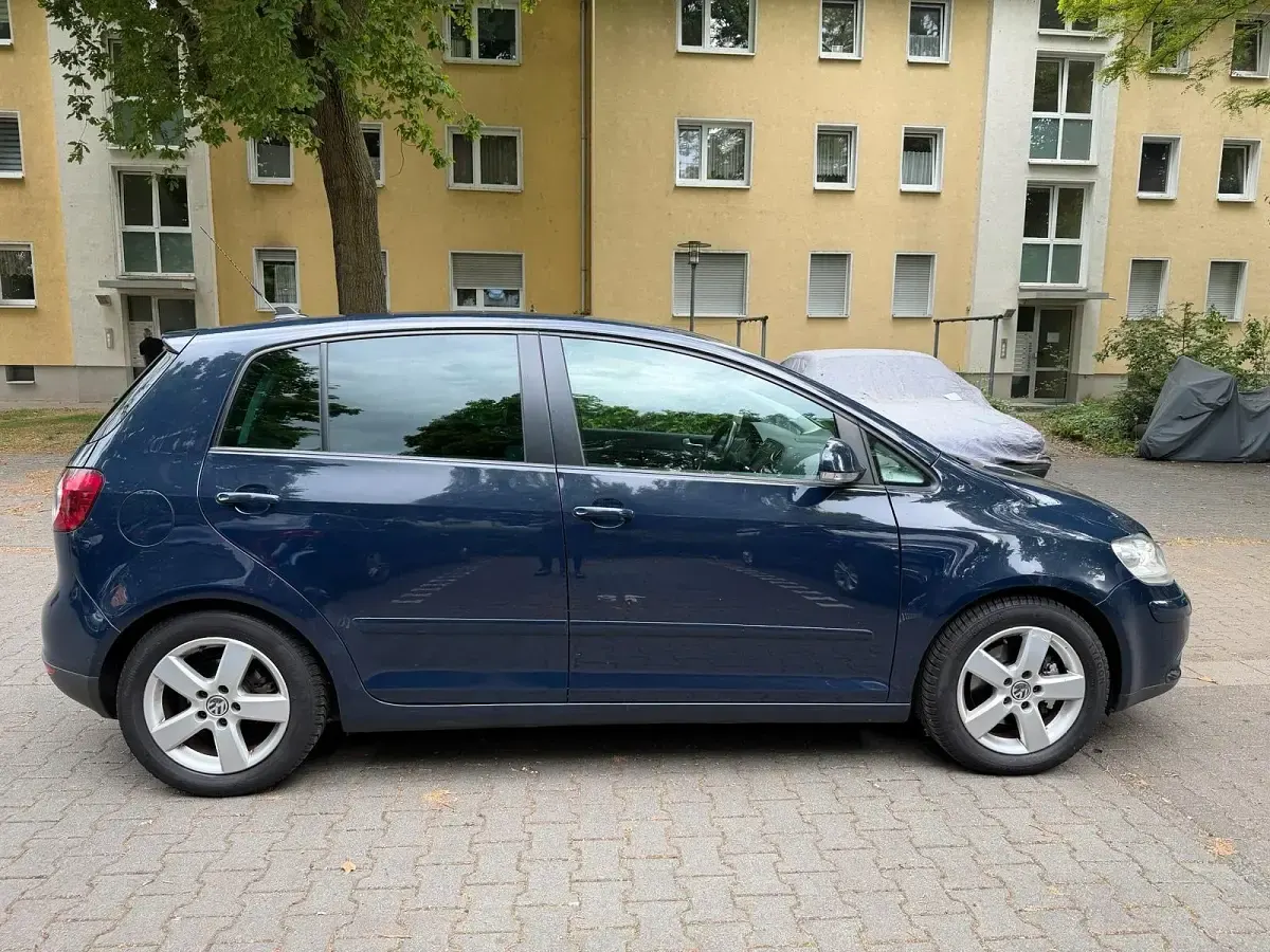 Gebraucht VW Golf VI 140 PS (102 kW) 2008 Blau Kleinwagen