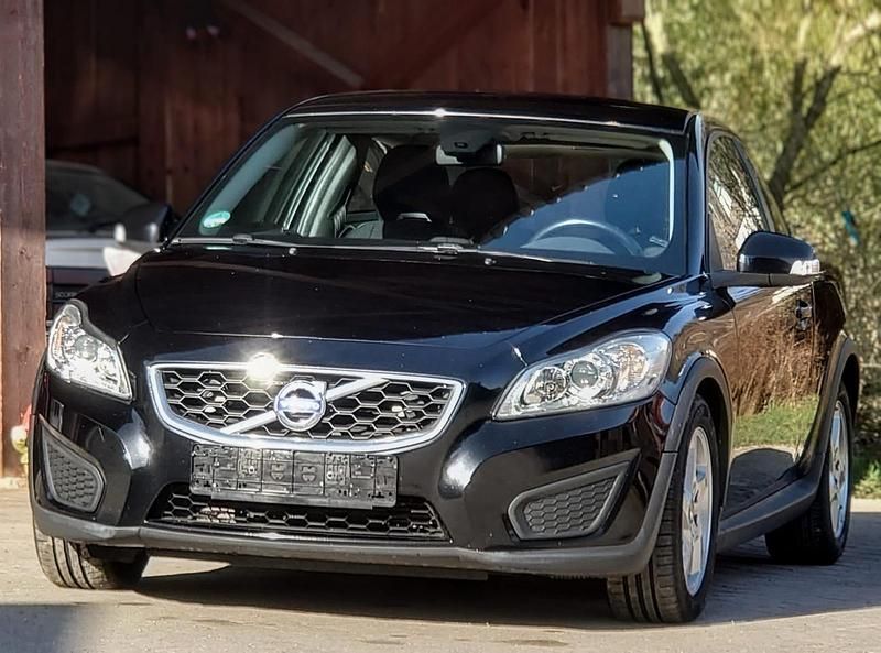 Gebraucht Volvo C30 109 PS (80 kW) 2010 Schwarz Kleinwagen
