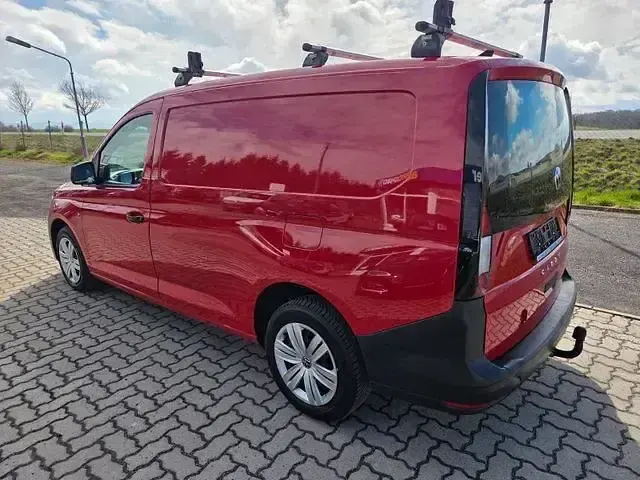 Gebraucht VW Caddy 114 PS (83 kW) 2022 Rot Van / Kleinbus