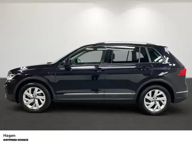 Gebraucht VW Tiguan Active 150 PS (110 kW) 2021 Schwarz SUV
