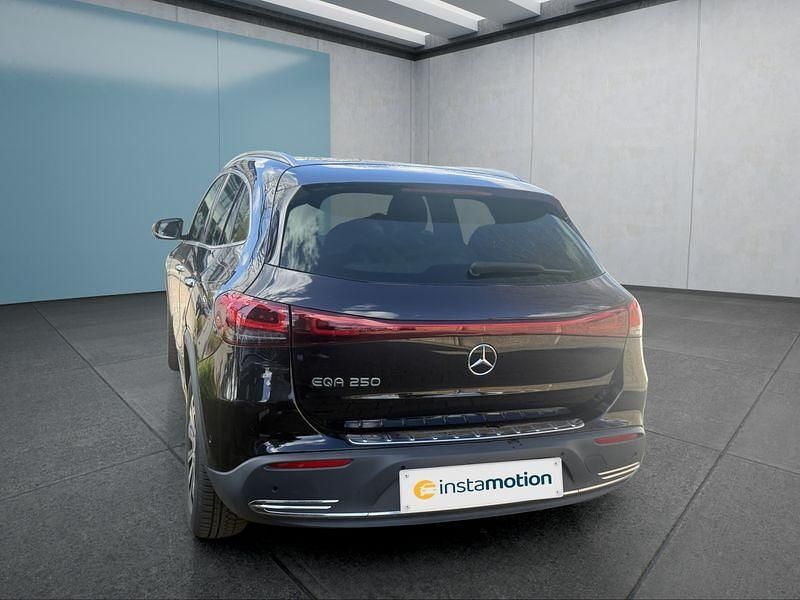 Gebraucht Mercedes EQA250 139 kW (190 PS) 2022 SUV